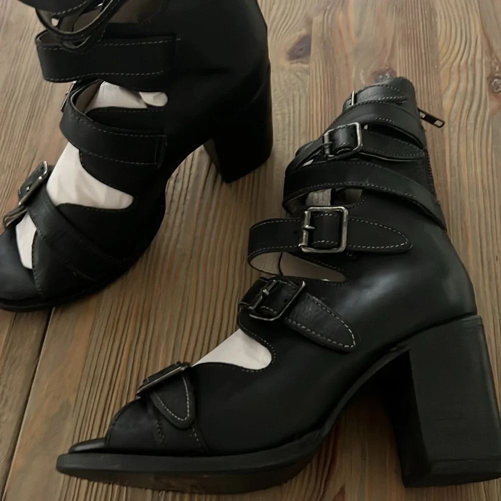 Freebird by Steven NEW Bond Sandal Black Box Included 10 Rare Find - Picture 4 of 10